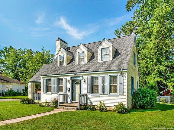 2nd image of 801 Winona Ave