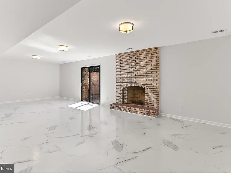 6294 Dunaway Ct — Photo 52