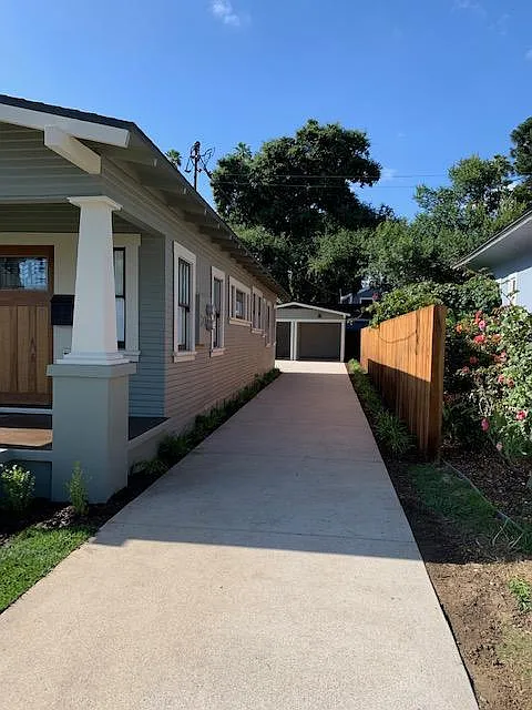 1 bed, 900 sqft, $3,150 — Photo 2