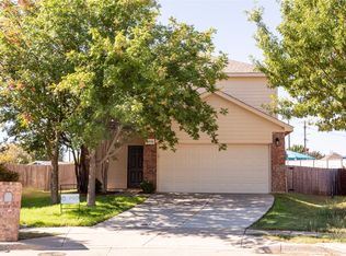 3032 Spotted Owl Dr, Fort Worth, TX 76244