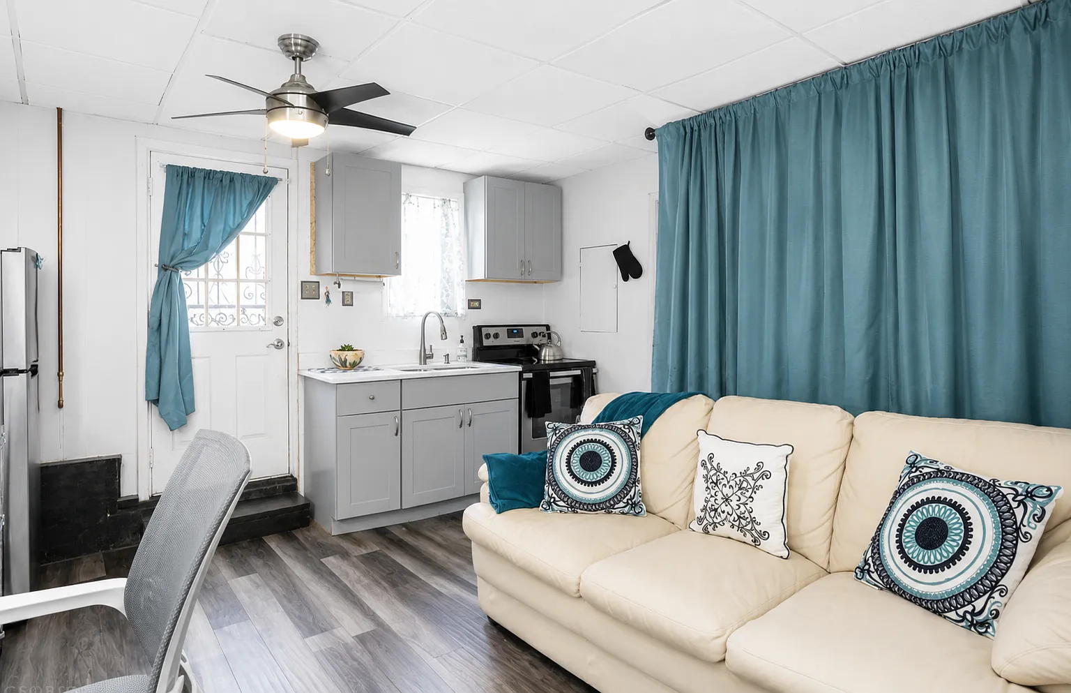 1 bed, 600 sqft, $1,300 — Photo 2