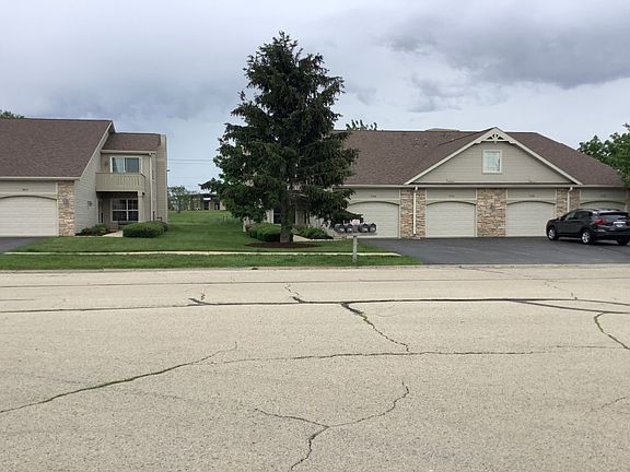 3rd image of 7708 Creek Bnd