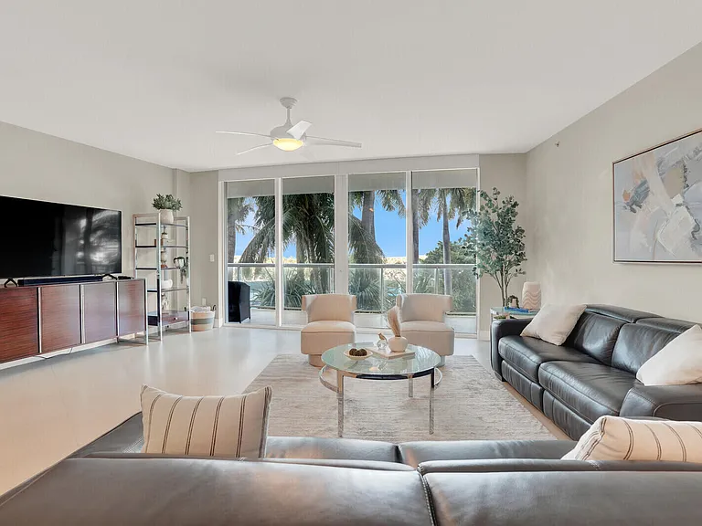 1 N Ocean Blvd #508 — Photo 9