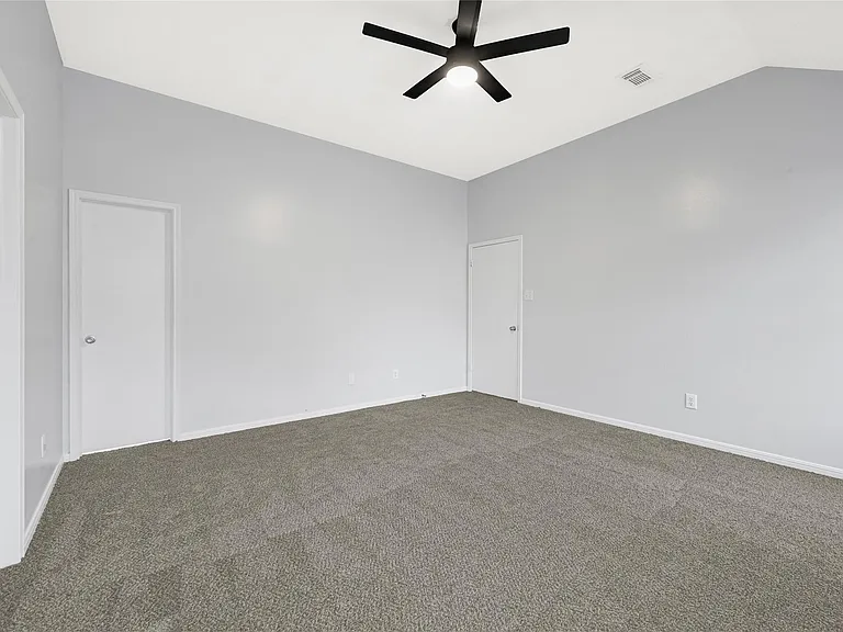 15019 Dunster Ln — Photo 18