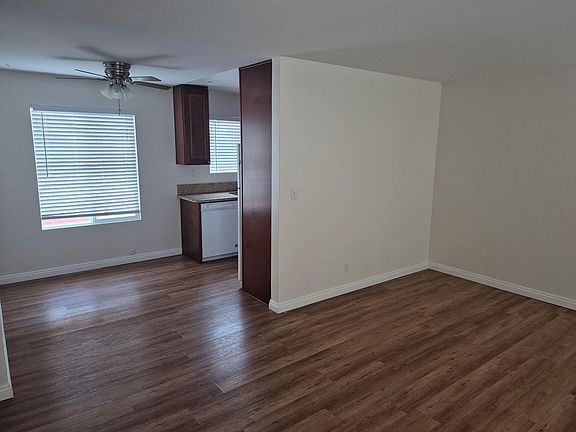 2nd image of 1044 Agate St APT 8