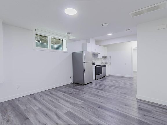 5th image of 5320 Kimball Pl SW