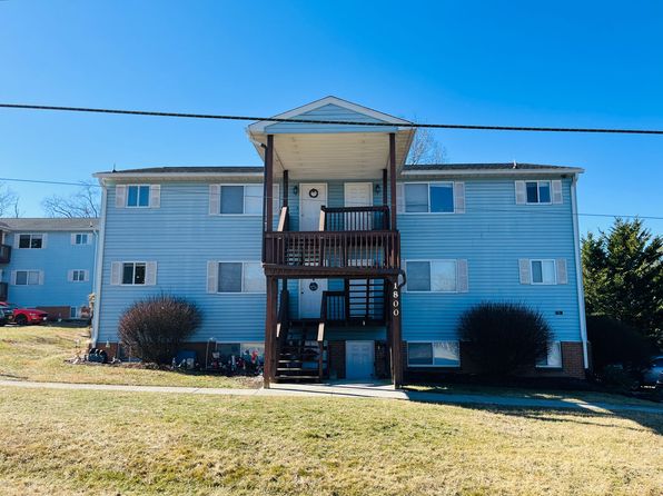 3 Bedroom, 2 Bath Apartment | 1800 Smith Ave, Radford, VA