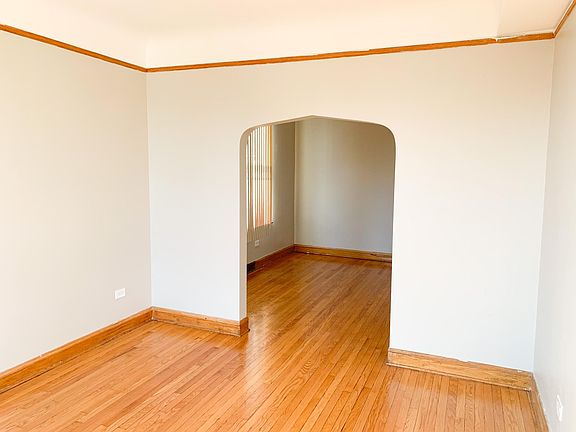 2nd image of 2336 S Kostner Ave #2