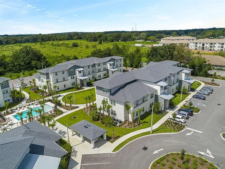 Osprey Pointe — Photo 2