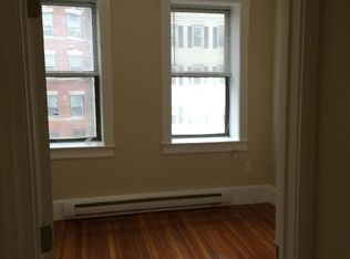 887 Huntington Ave APT 3, Boston, MA 02115