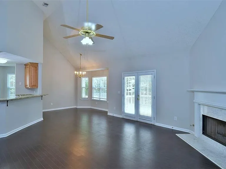 2865 Cressington Bnd NW — Photo 2