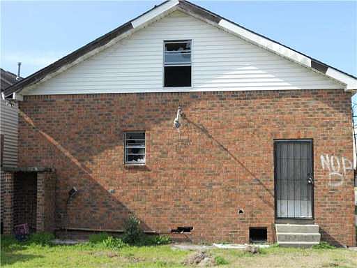 5th image of 1640 N Johnson St