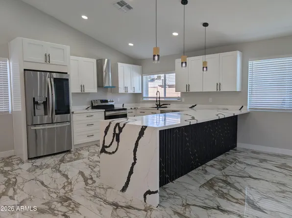528 W MOHAWK Lane, Phoenix, AZ 85027