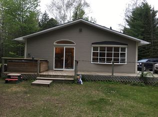 6111 Blackberry Ln, Alpena, MI 49707