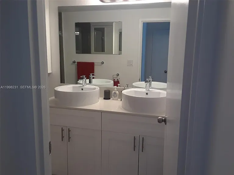 3301 NE 5th Ave #507 — Photo 16