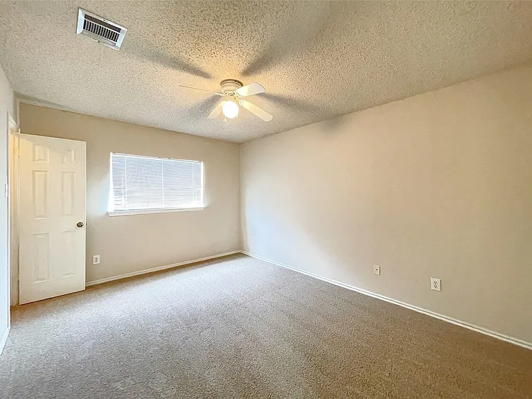 3079 Hill St — Photo 27