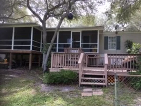 1405 Owens Ave, Carrabelle, FL 32322