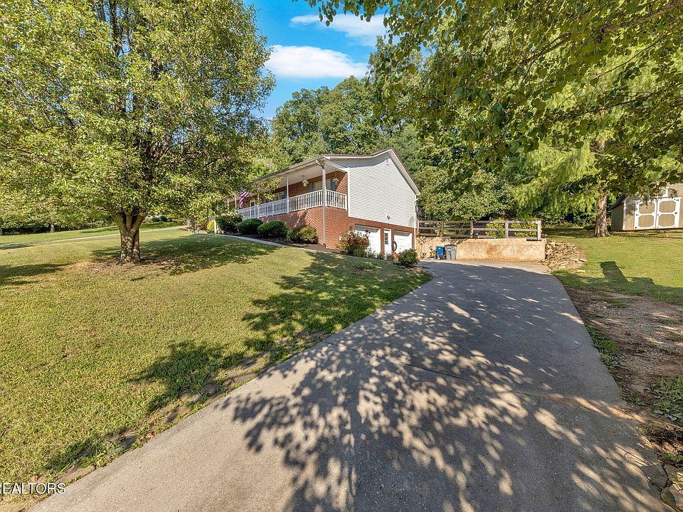 1st image of 3721 Meadowland Dr