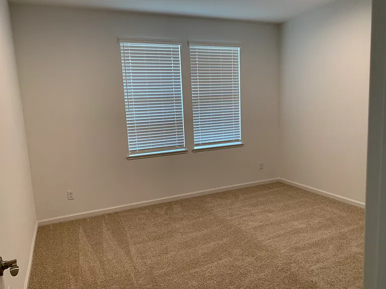 6081 Summerwind Dr — Photo 17