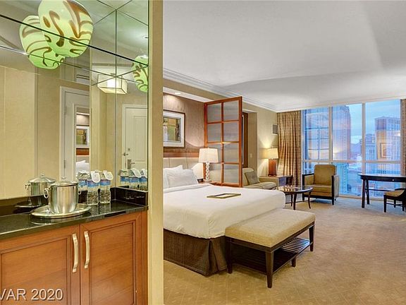3rd image of 135 Harmon Ave #1819