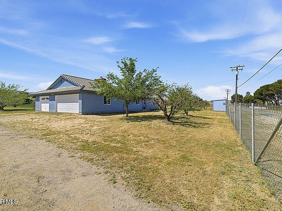 5th image of 7624 E Avenue U