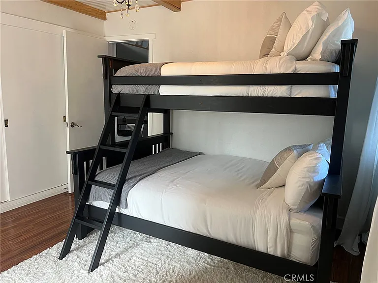 23870 Lakeview Dr — Photo 15