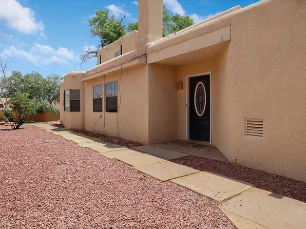 6005 Sweetwater Ct NW, Albuquerque, NM 87120