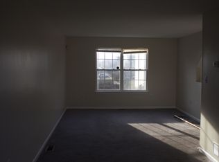 216 Bellwether Ct, Newark, DE 19702