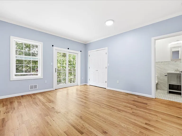 83 Pamrapo Ave #1 — Photo 21
