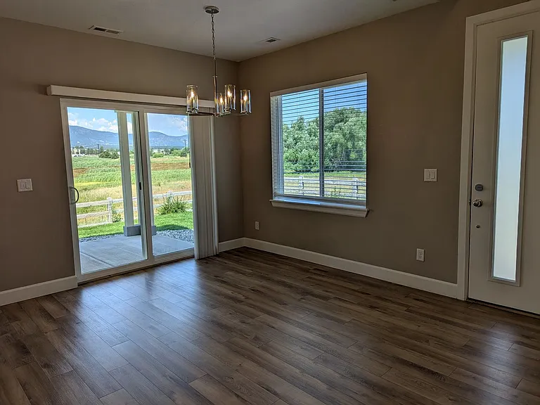 1854 Peak Prairie Ln — Photo 5
