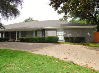 3104 Overton Park Dr W, Fort Worth, TX 76109