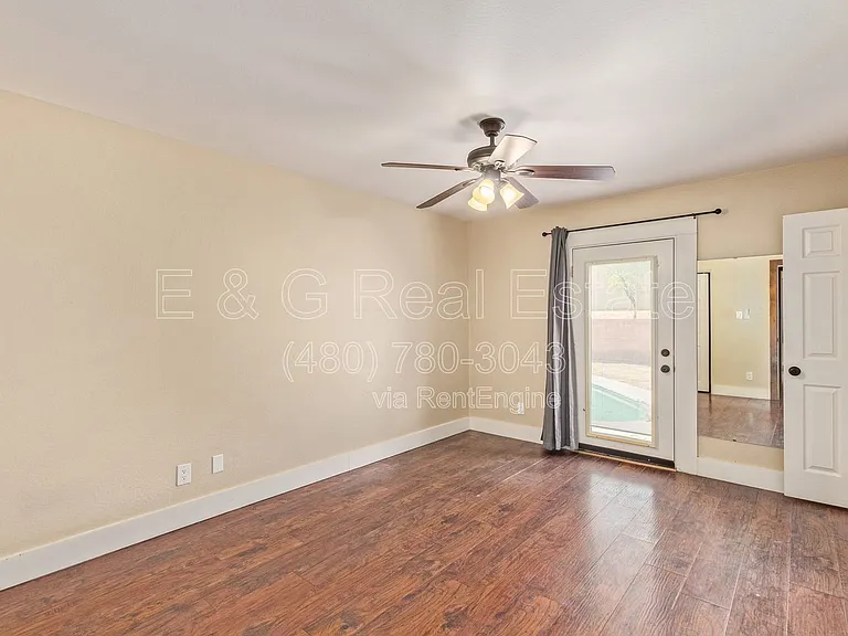 319 E Riviera Dr — Photo 17