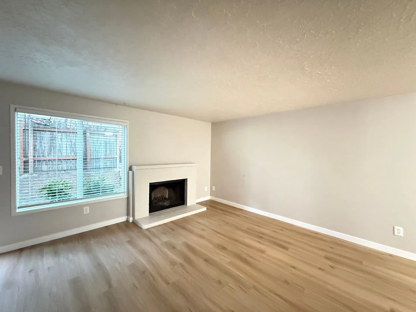 Up To 8 Weeks Free - Newly Renovated And Available Now In Raleigh Hills/Hayhurst - Short Term And... — Photo 4