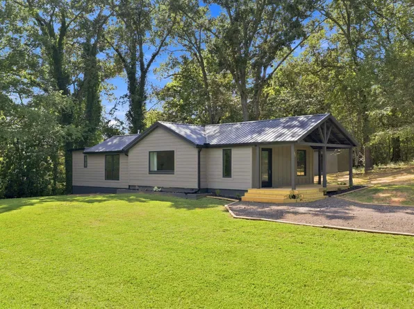 13 W Center Rd SE, Rome, GA 30161