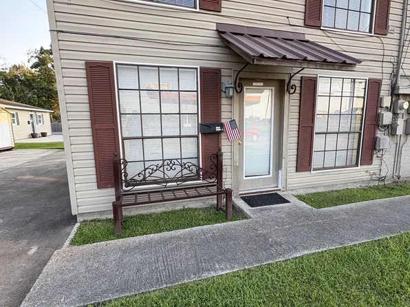 2926 Nall Street - Side, 2926 Nall St, Pt Neches, TX 77651