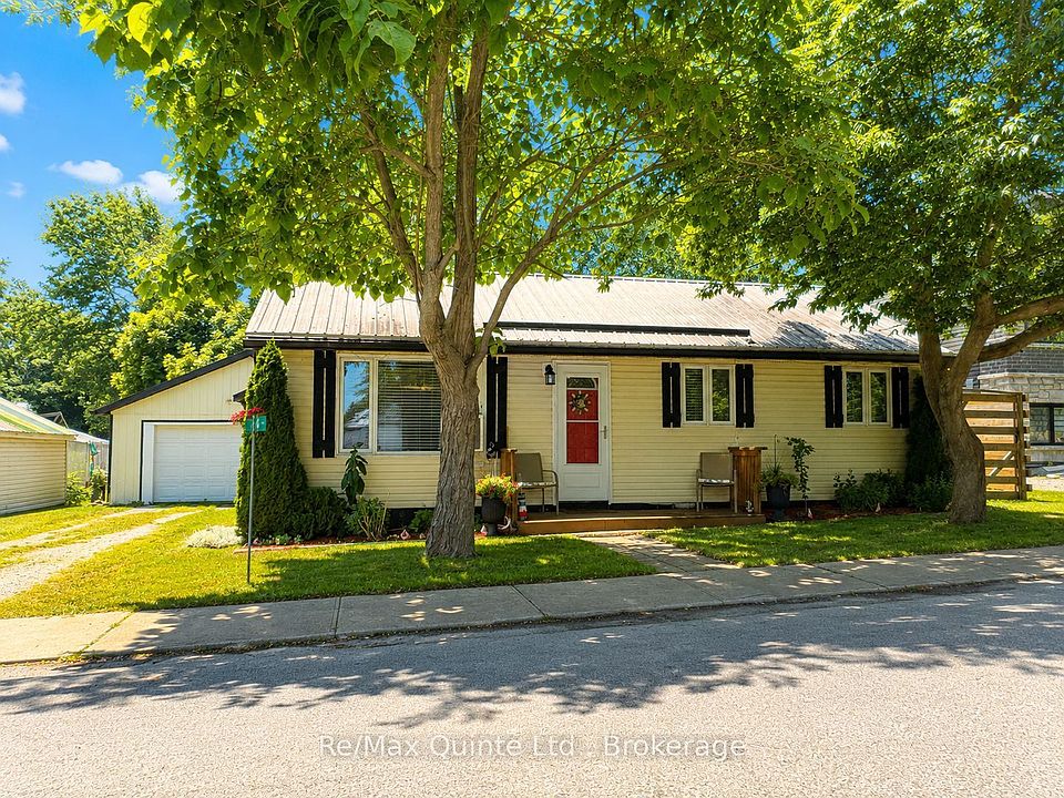 1st image of 14 Bay Ave