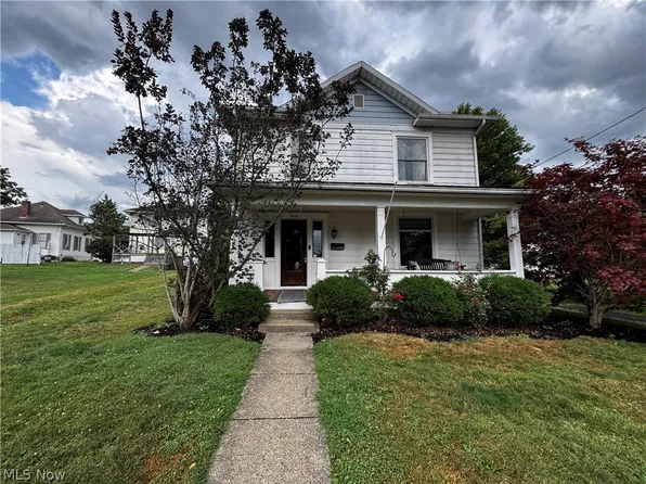 814 N 16th St, Cambridge, OH 43725