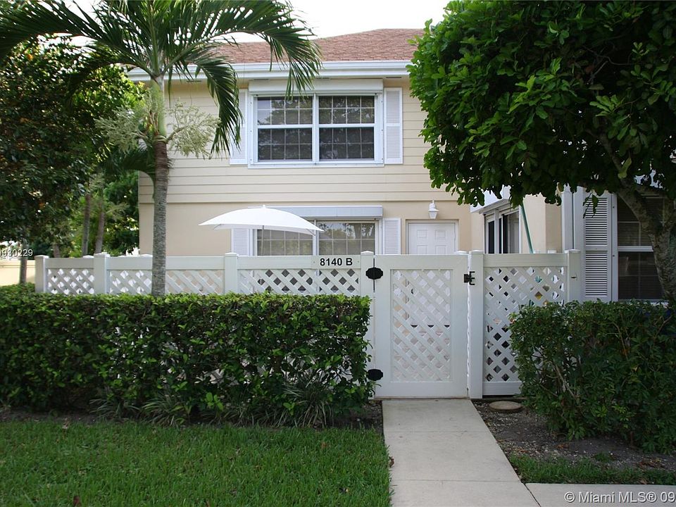 1st image of 8140 Bridgewater Ct #40B