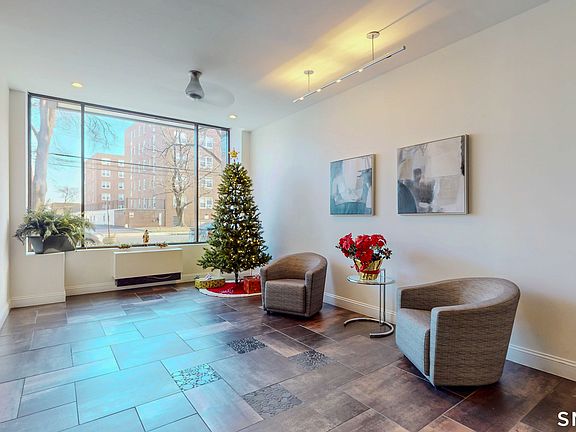 4th image of 50 Glenbrook Road APT 4E