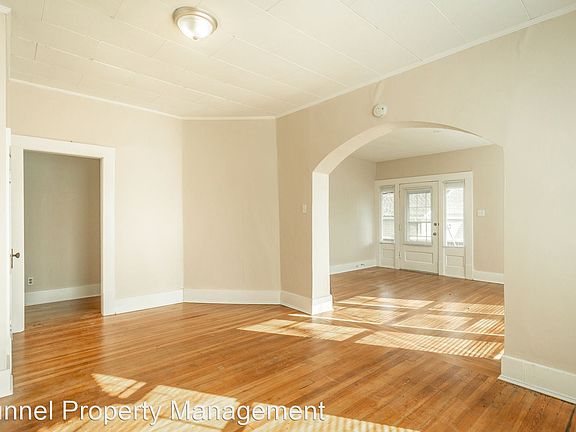2nd image of 203 W Euclid Ave Unit A