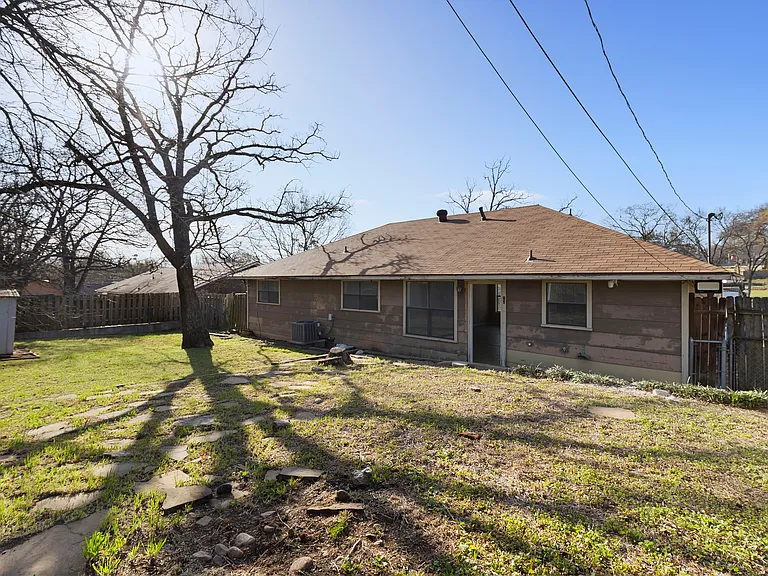 1623 W Parnell St — Photo 28