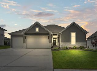 9272 Barth Rd, Lenexa, KS 66227