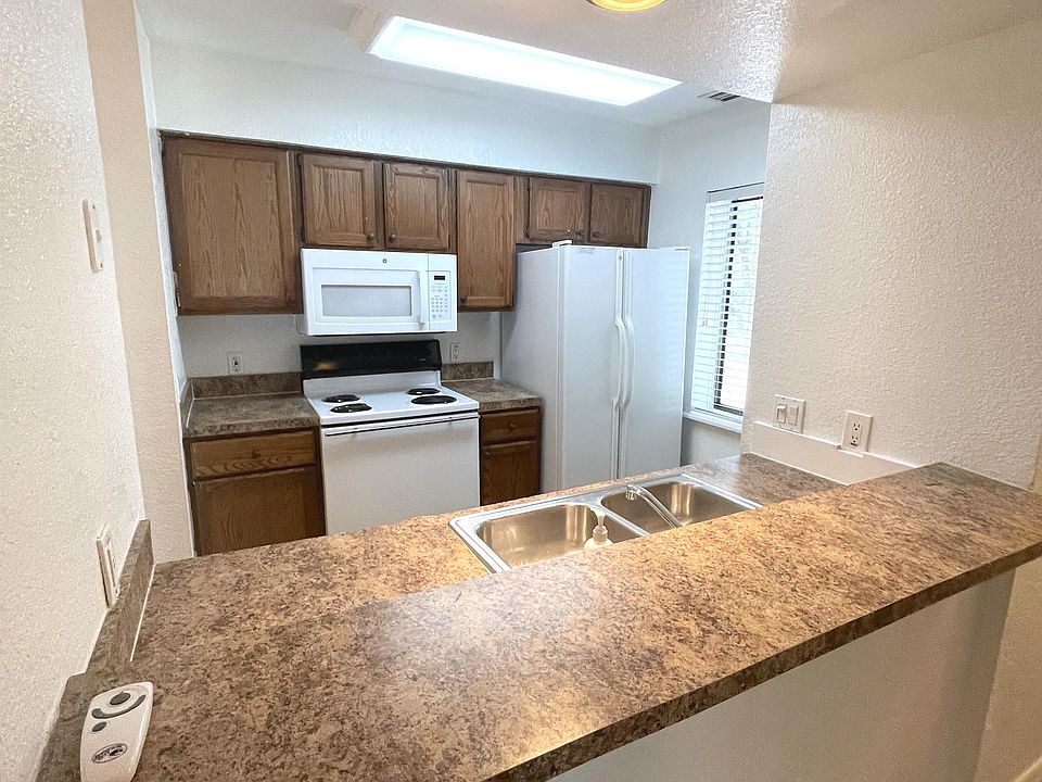 1st image of 226 Riverbend Dr Unit 204