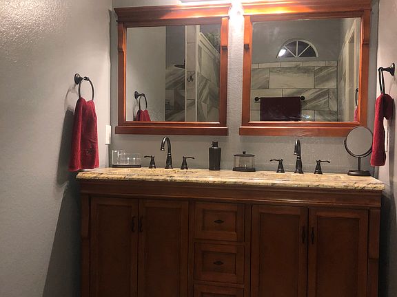 3rd image of 1600 Sequoia Dr