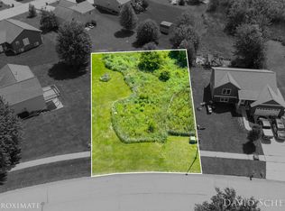 228 Chary Ridge Dr NW, Kent City, MI 49330