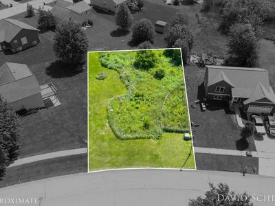 228 Chary Ridge Dr NW, Kent City, MI, 49330