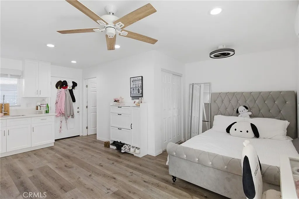 Studio, 360 sqft, $1,795 — Photo 1