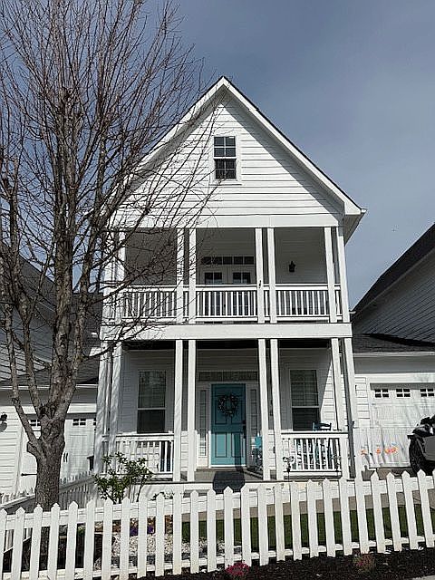 1st image of 1101 Main St Unit 15