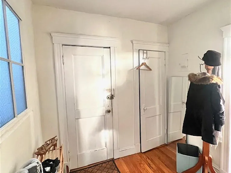 335-A Harvard St #11 — Photo 6