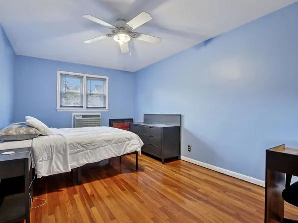 11 Elna Court image 17 of 30